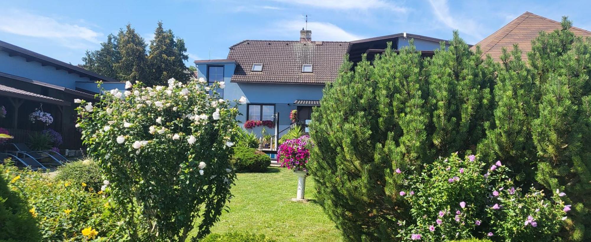 Areál Pauli Ceska Skalice Exterior foto